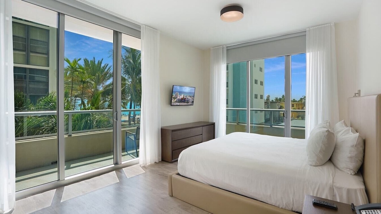 Photo of Bedroom in Hollywood