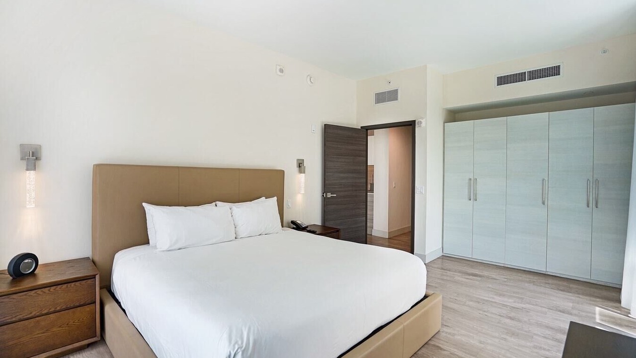 Photo of Bedroom in Hollywood