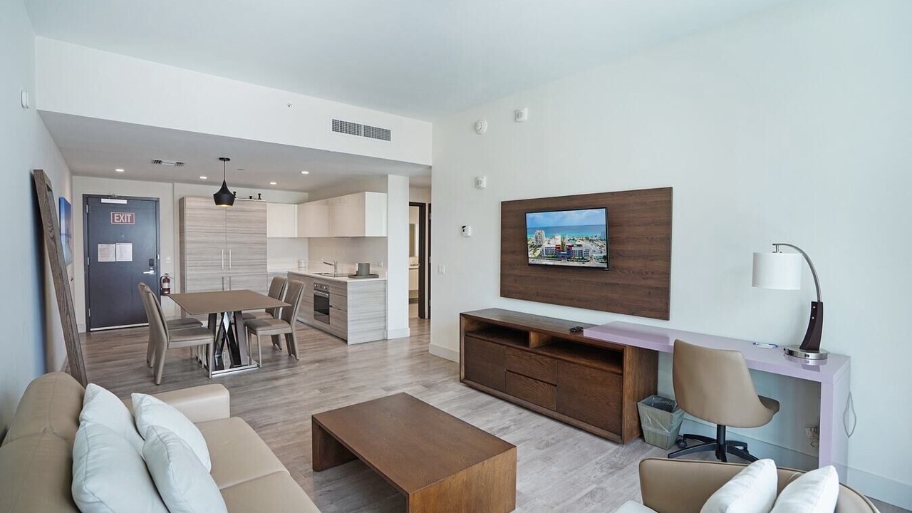 Photo of Livingroom in Hollywood