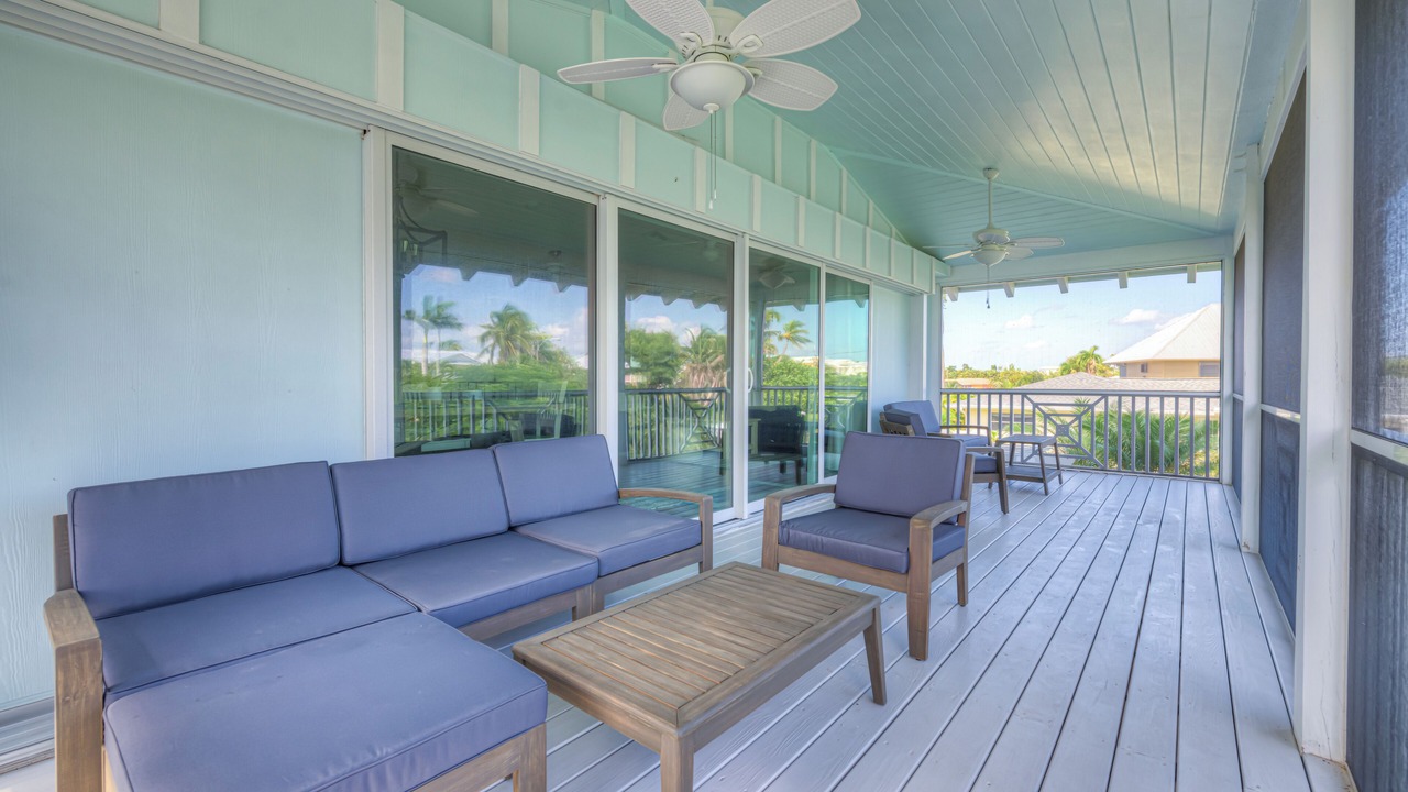 Photo of Patio Balcony in Bokeelia