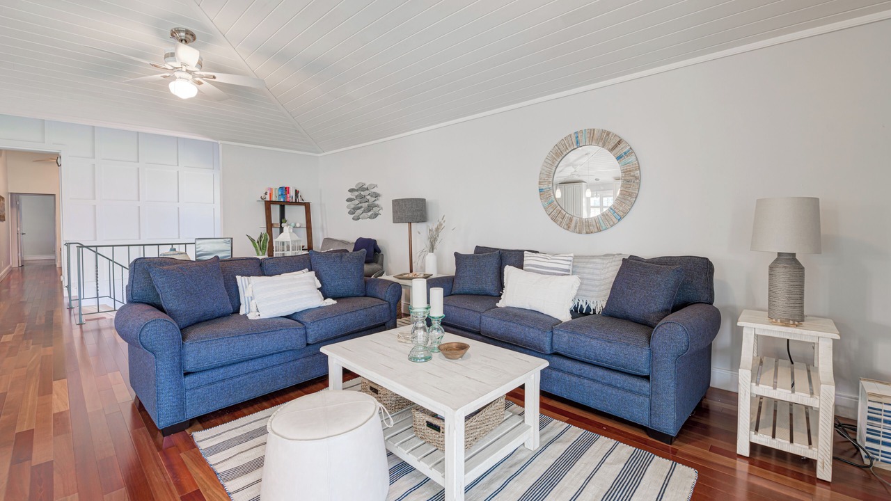 Photo of Livingroom in Bokeelia