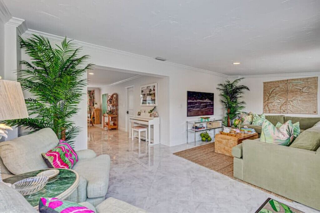 Photo of Livingroom in Florida North Atlantic Coast