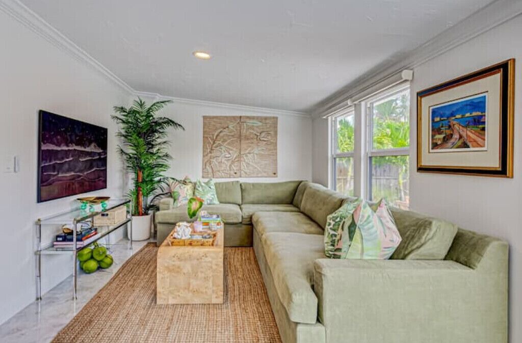 Photo of Livingroom in Florida North Atlantic Coast