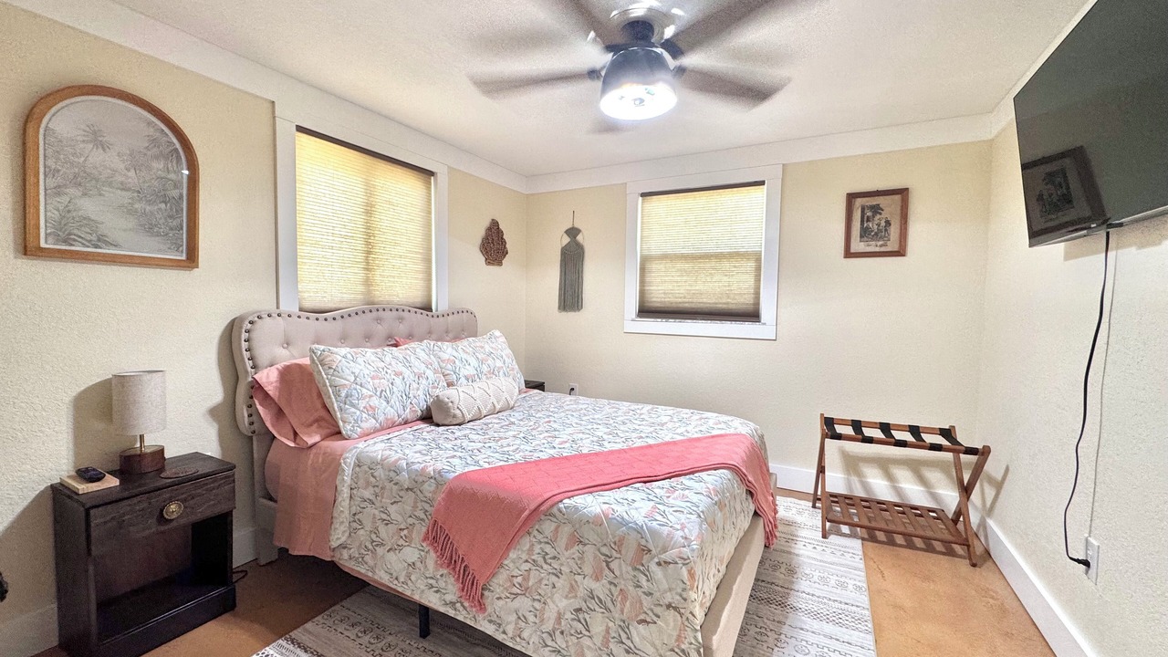 Photo of Bedroom in Weeki Wachee Gardens