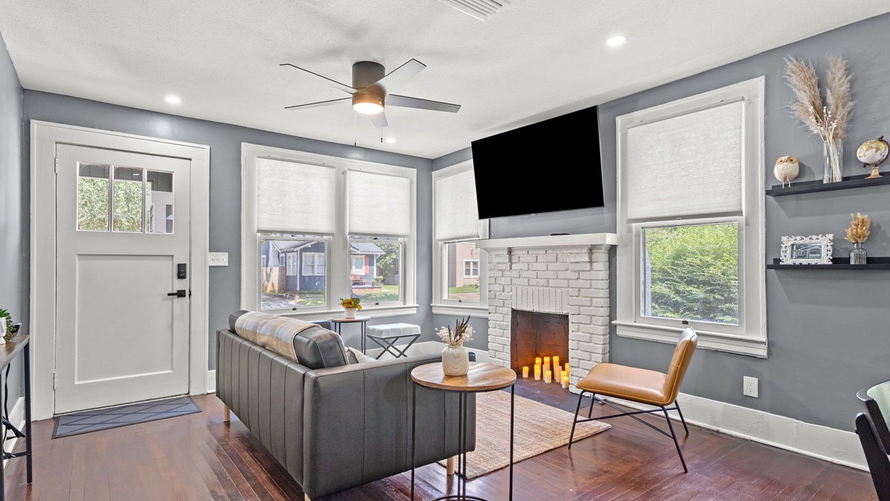 Photo of Livingroom in Avondale