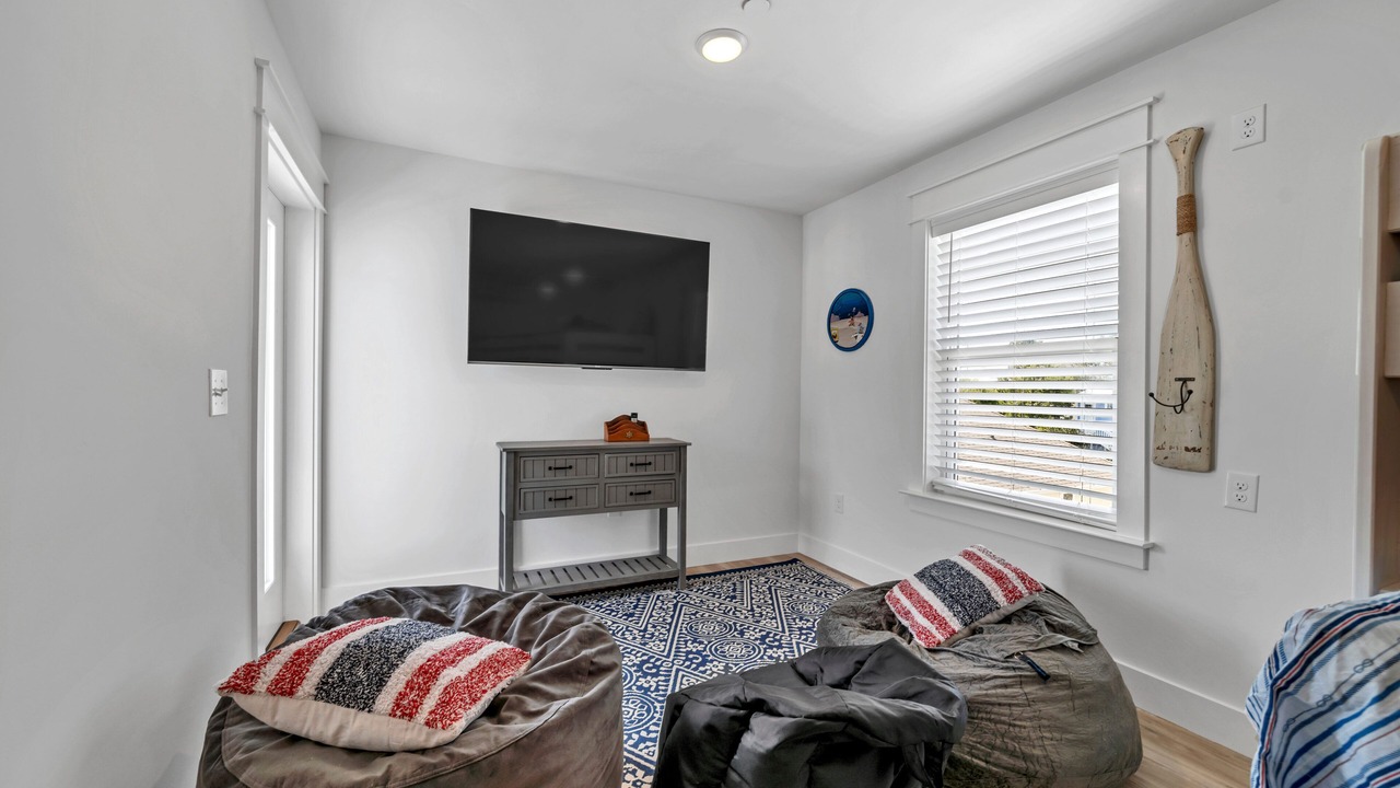 Photo of Livingroom in Dune Allen Beach
