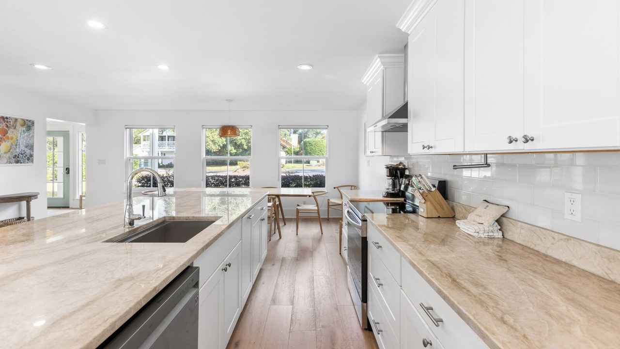 Photo of Kitchen in Seacrest