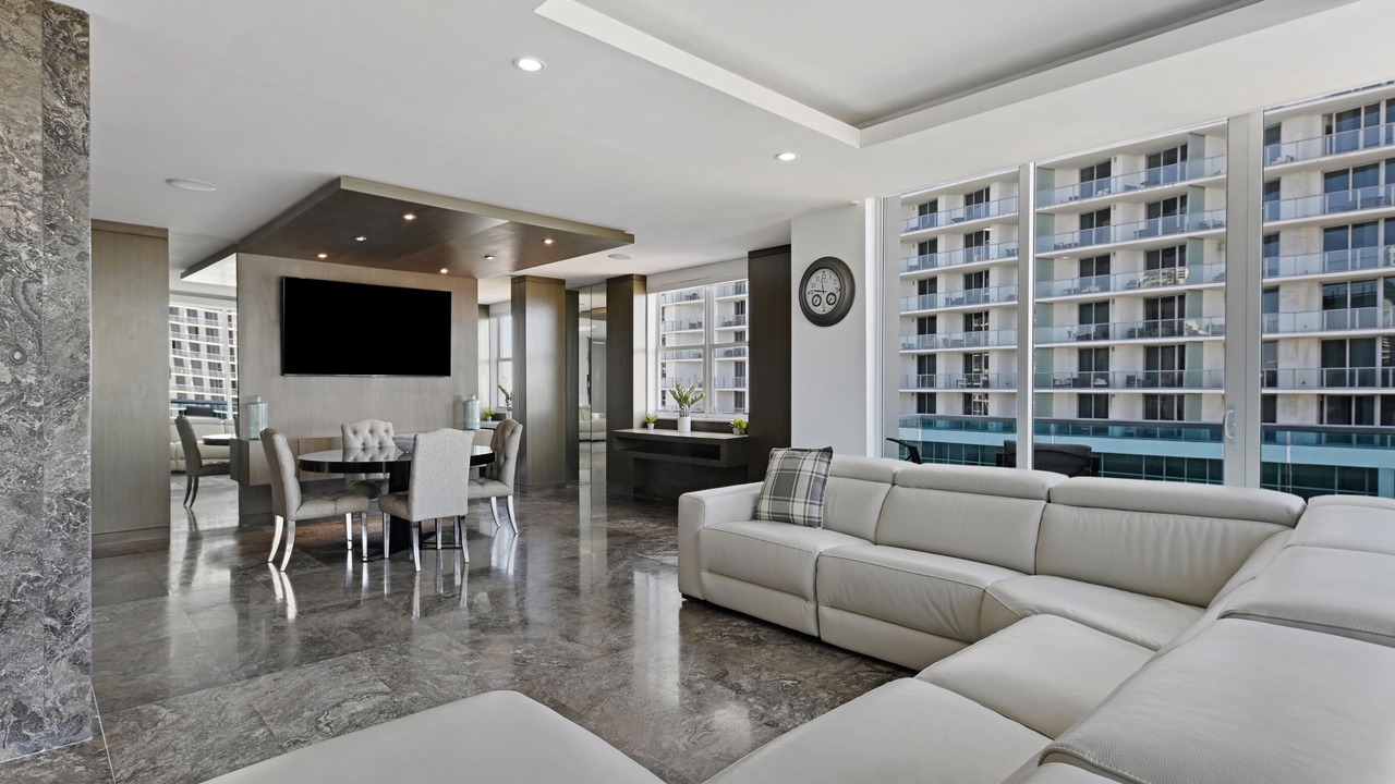 Photo of Livingroom in Hollywood South Central Beach