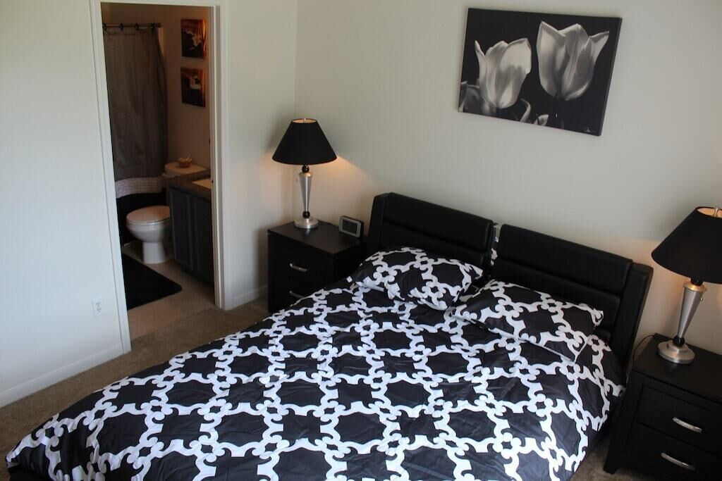 Photo of Bedroom in Silver Creek