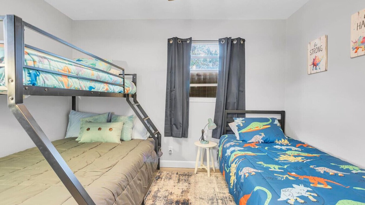 Photo of Bedroom in Sandalwood