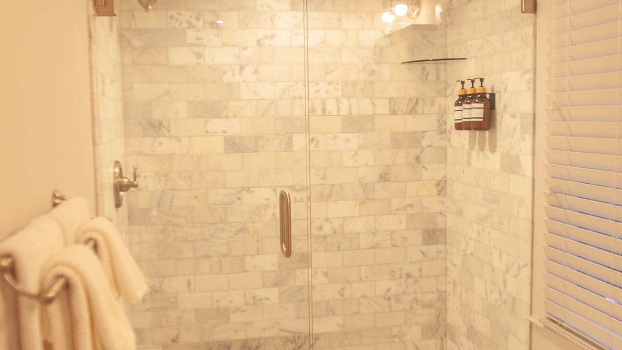 Photo of Bathroom in Avondale