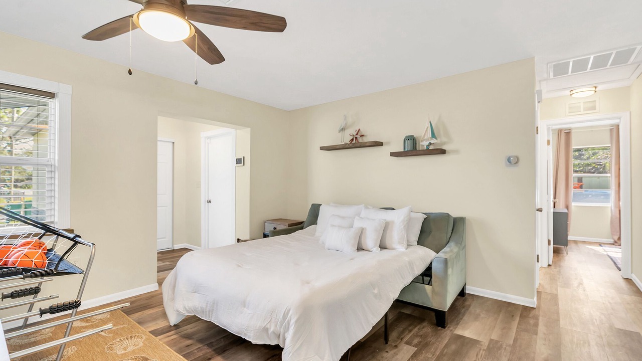Photo of Bedroom in Pinellas Park