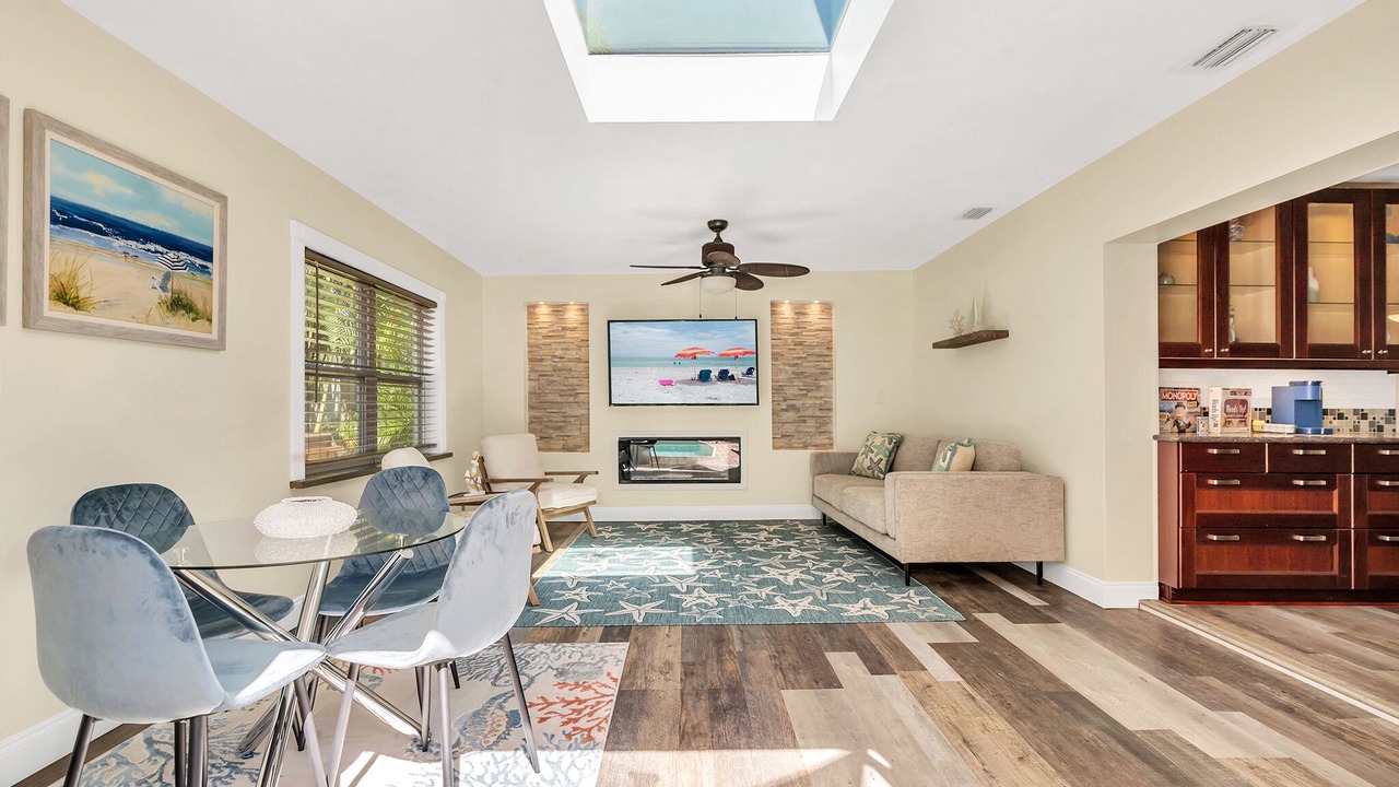 Photo of Livingroom in Pinellas Park