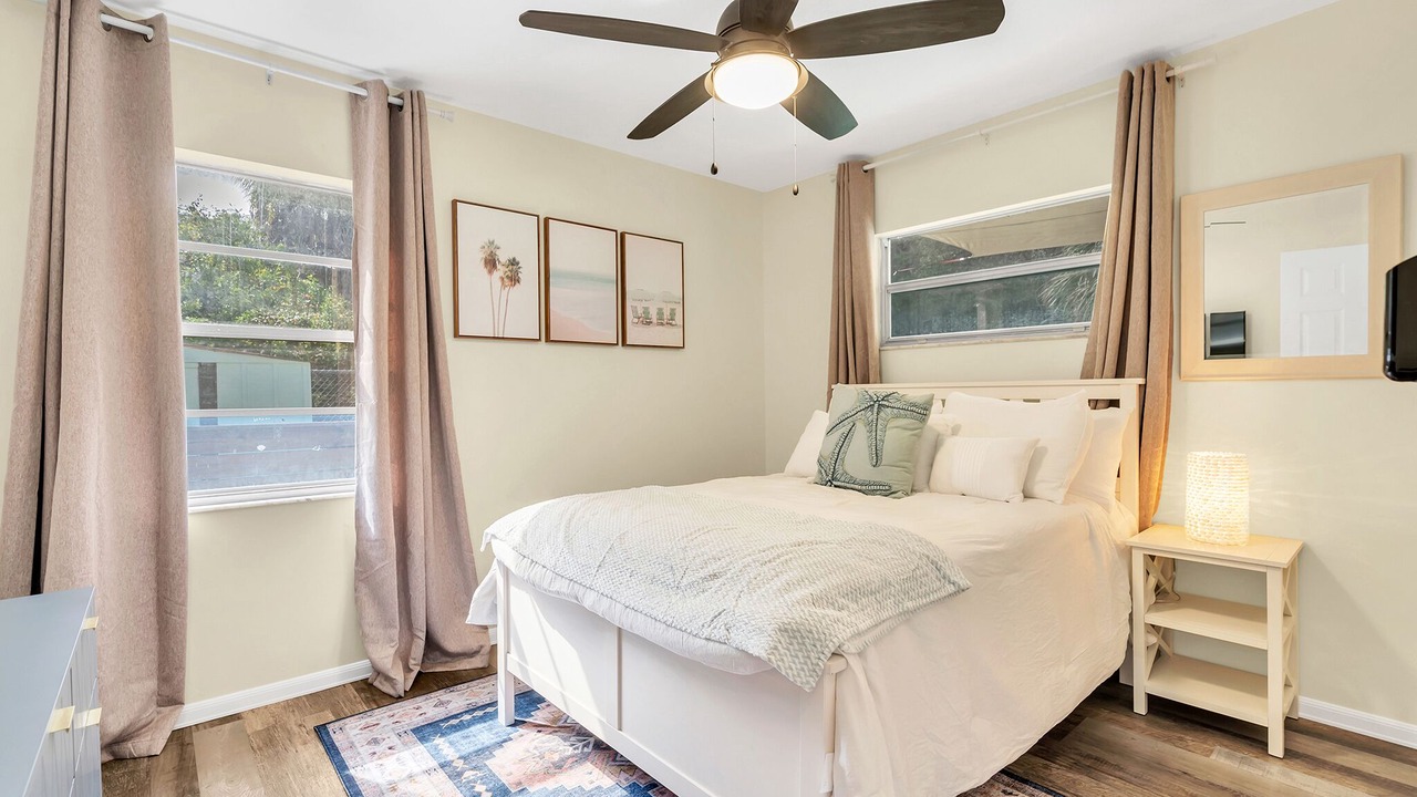 Photo of Bedroom in Pinellas Park