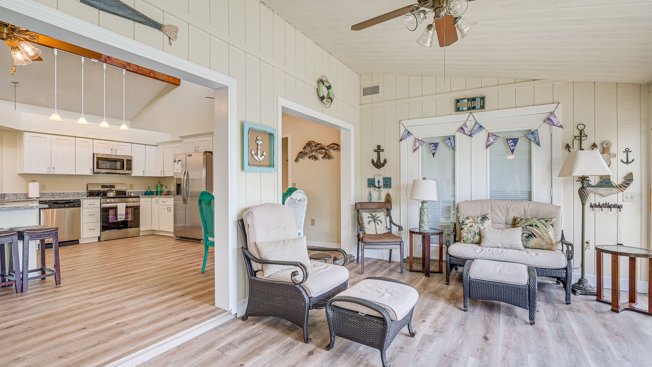 Photo of Livingroom in Dixie Shores