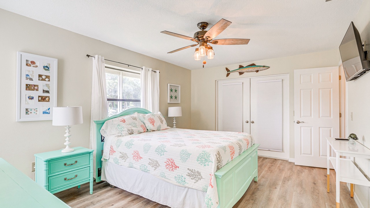 Photo of Bedroom in Dixie Shores