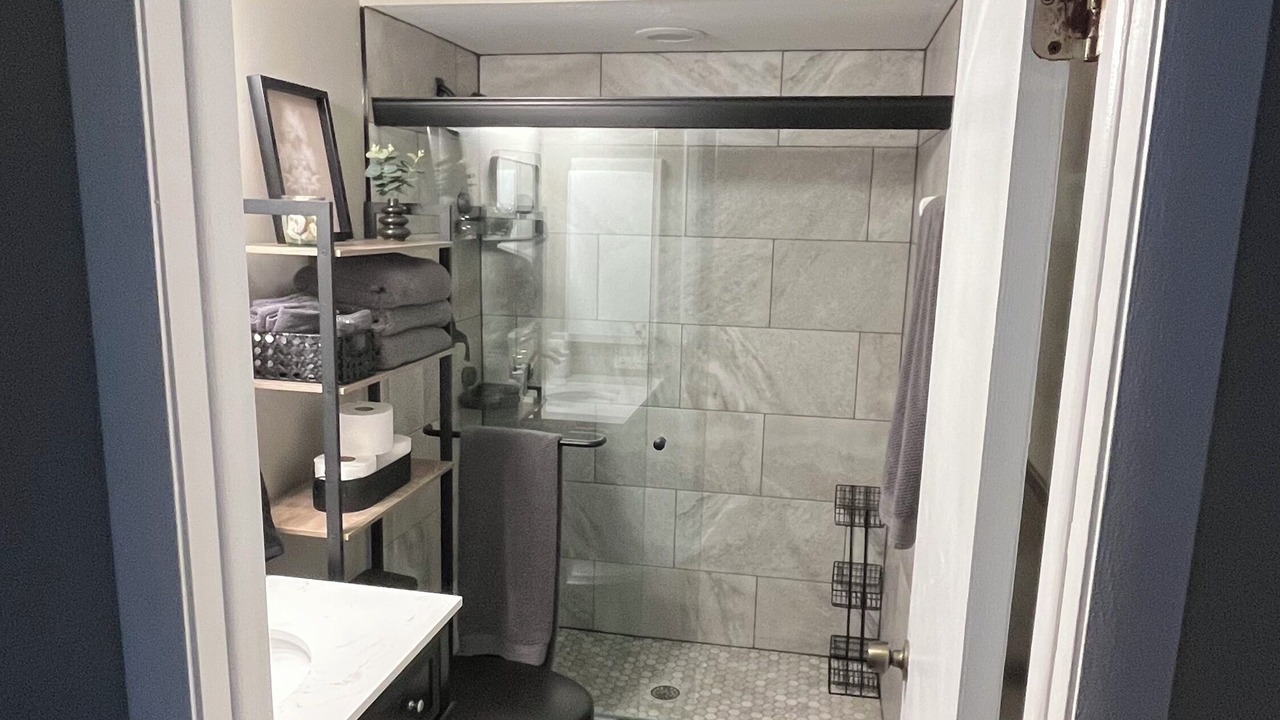 Photo of Bathroom in Biggar