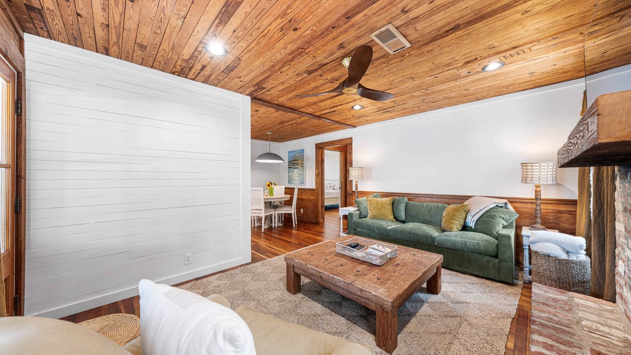 Photo of Livingroom in Grayton Beach