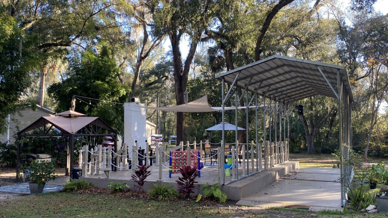 Photo of Others in Dunnellon