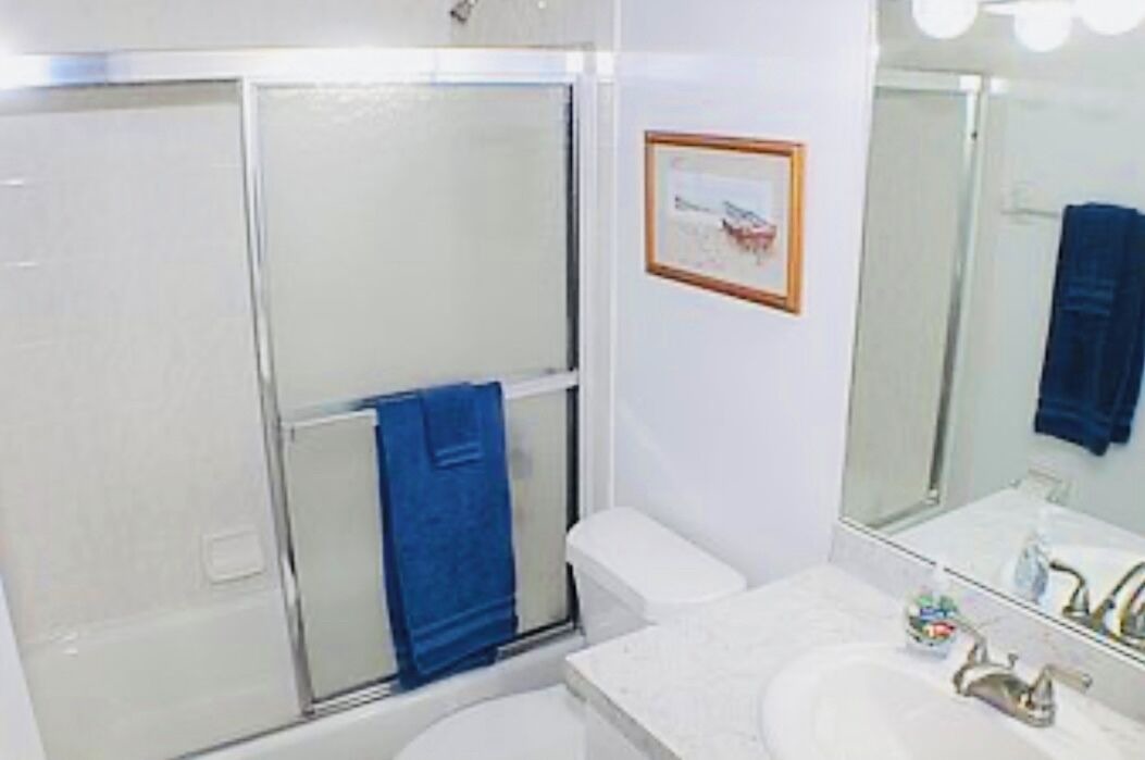 Photo of Bathroom in Point East