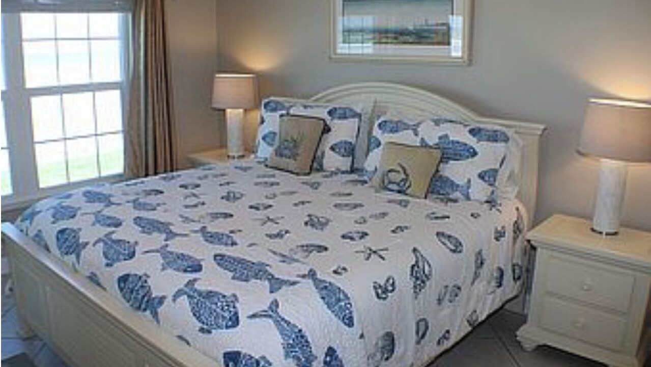 Photo of Bedroom in Point East