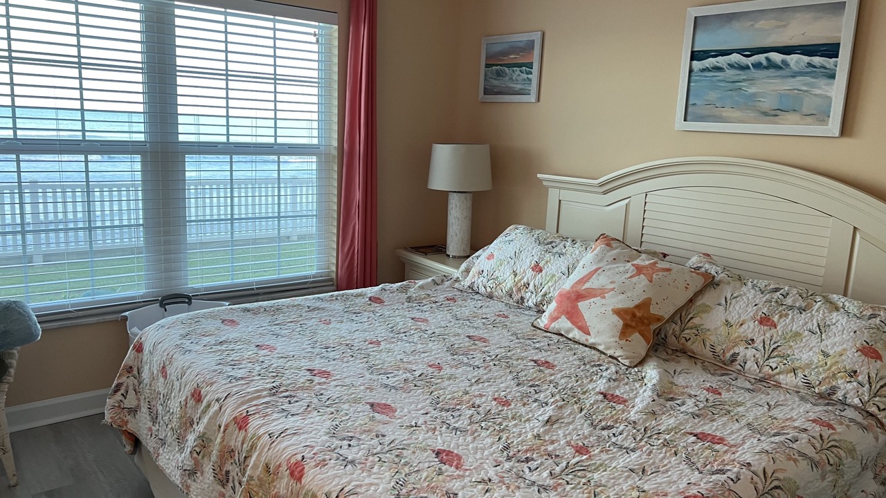 Photo of Bedroom in Point East