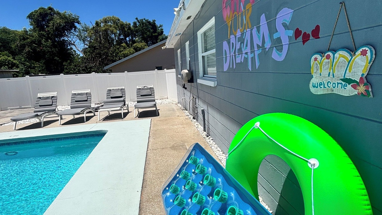 Photo of Outdoor in Bearss Plaza