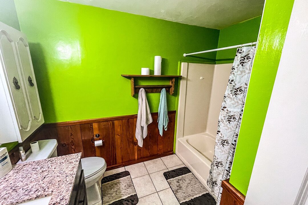 Photo of Bathroom in Edgar