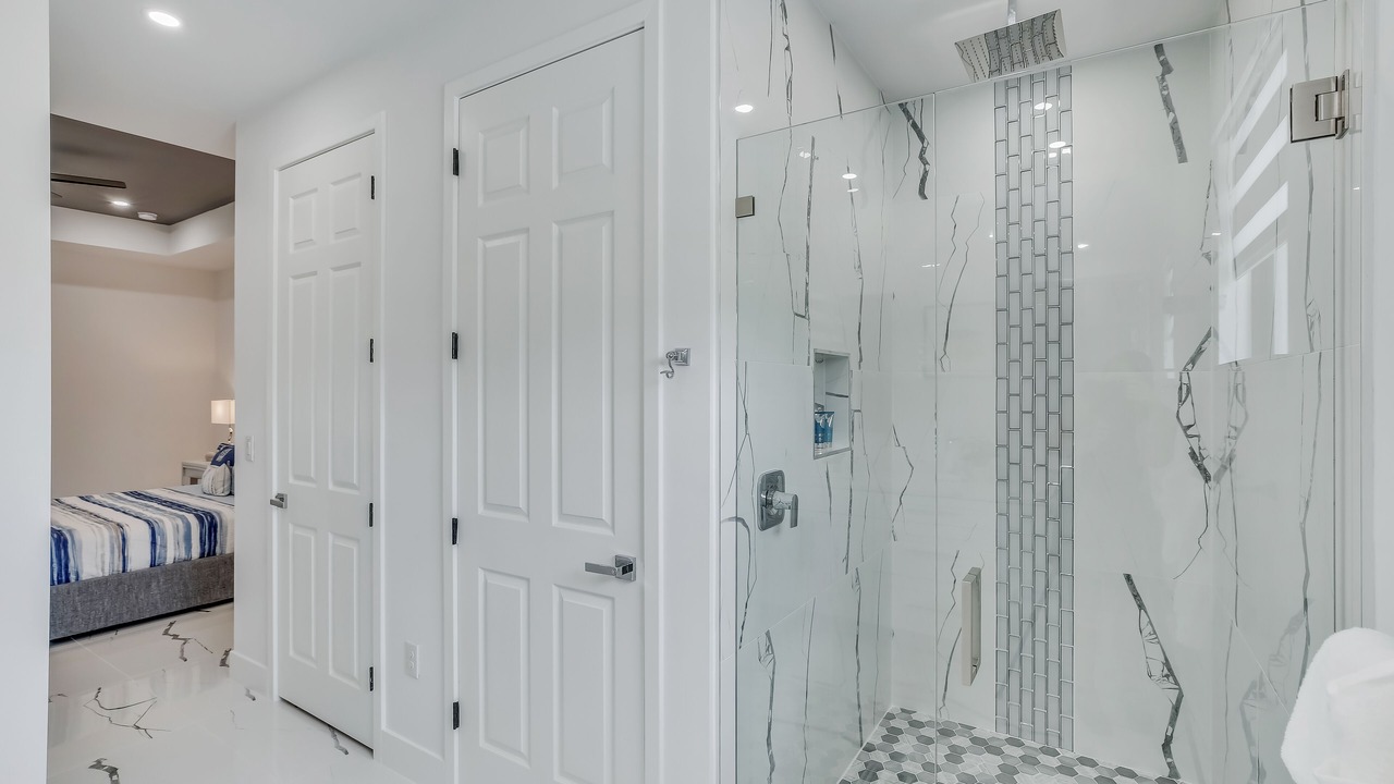 Photo of Bathroom in Mariner