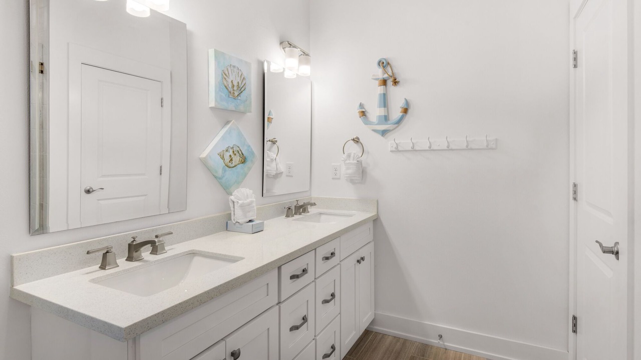 Photo of Bathroom in El Centro Beach
