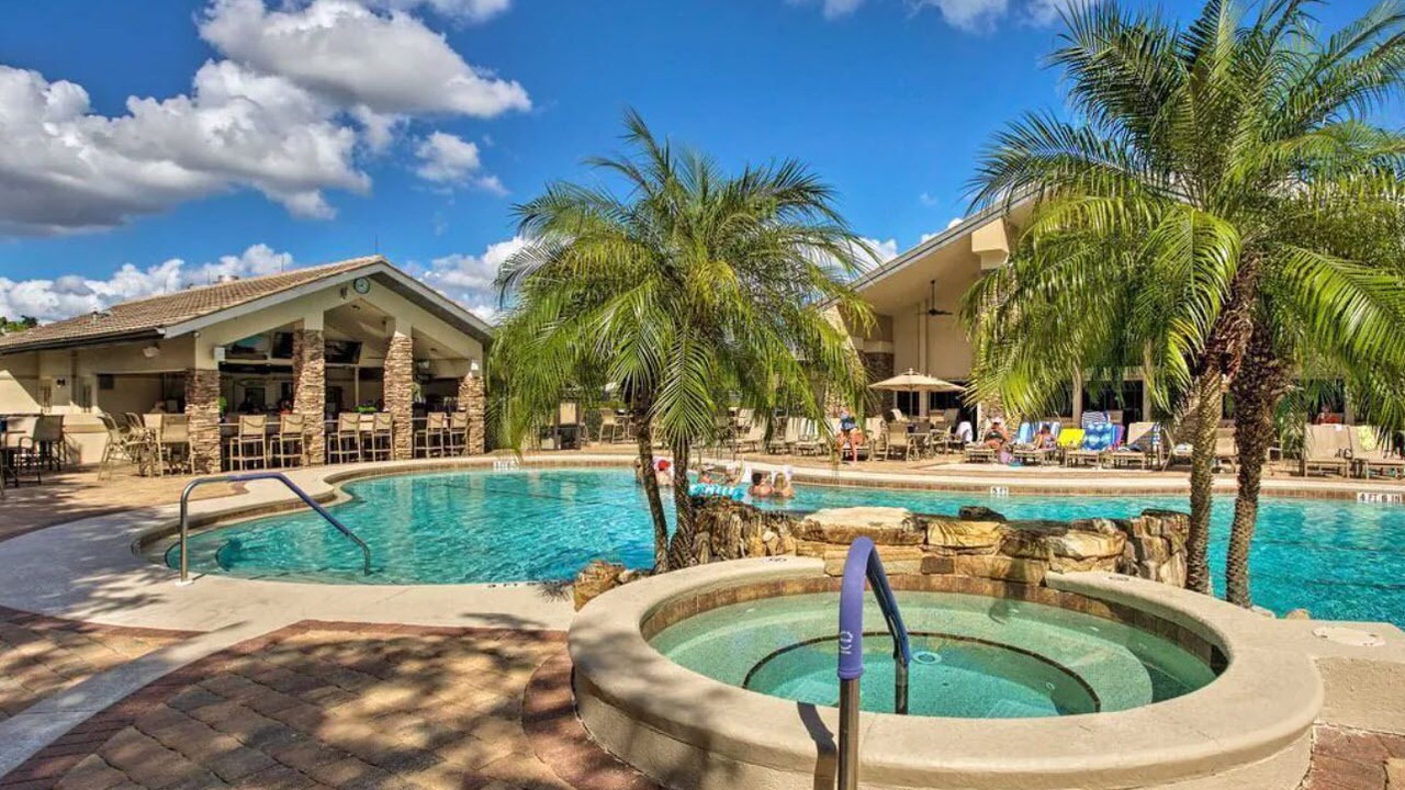 Photo of Outdoor in Heritage Palms