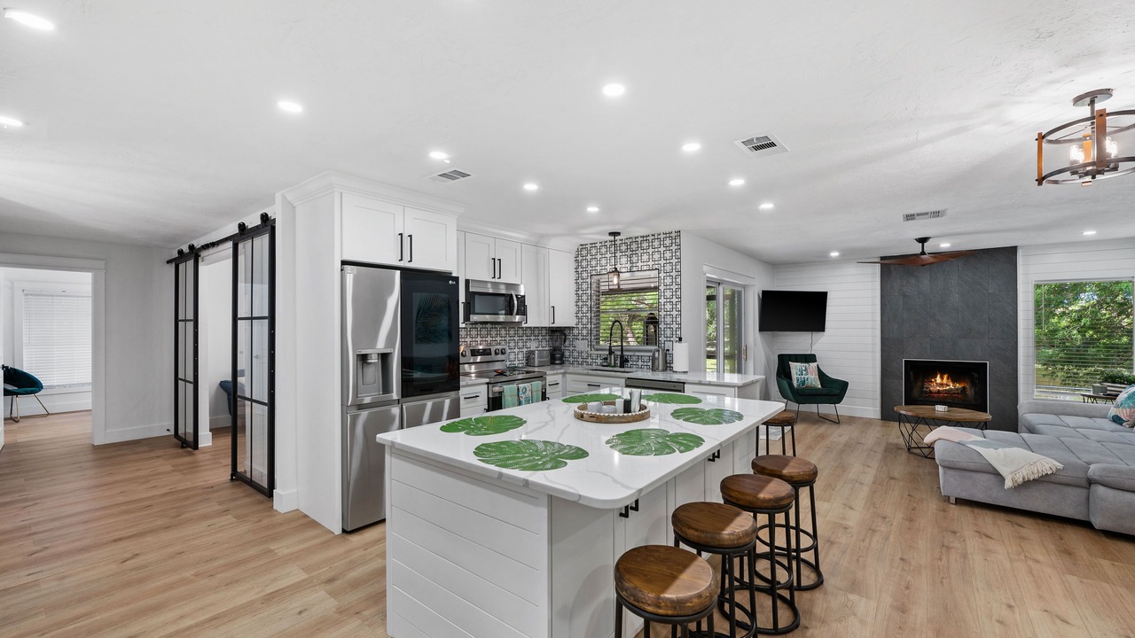 Photo of Kitchen in South Gate Ridge