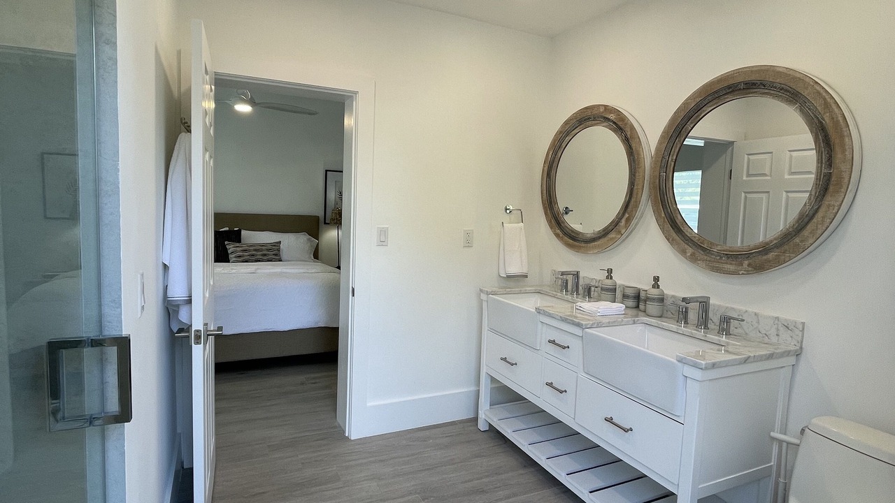 Photo of Bathroom in Ludlam
