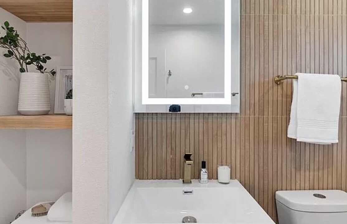 Photo of Bathroom in Arlington Park