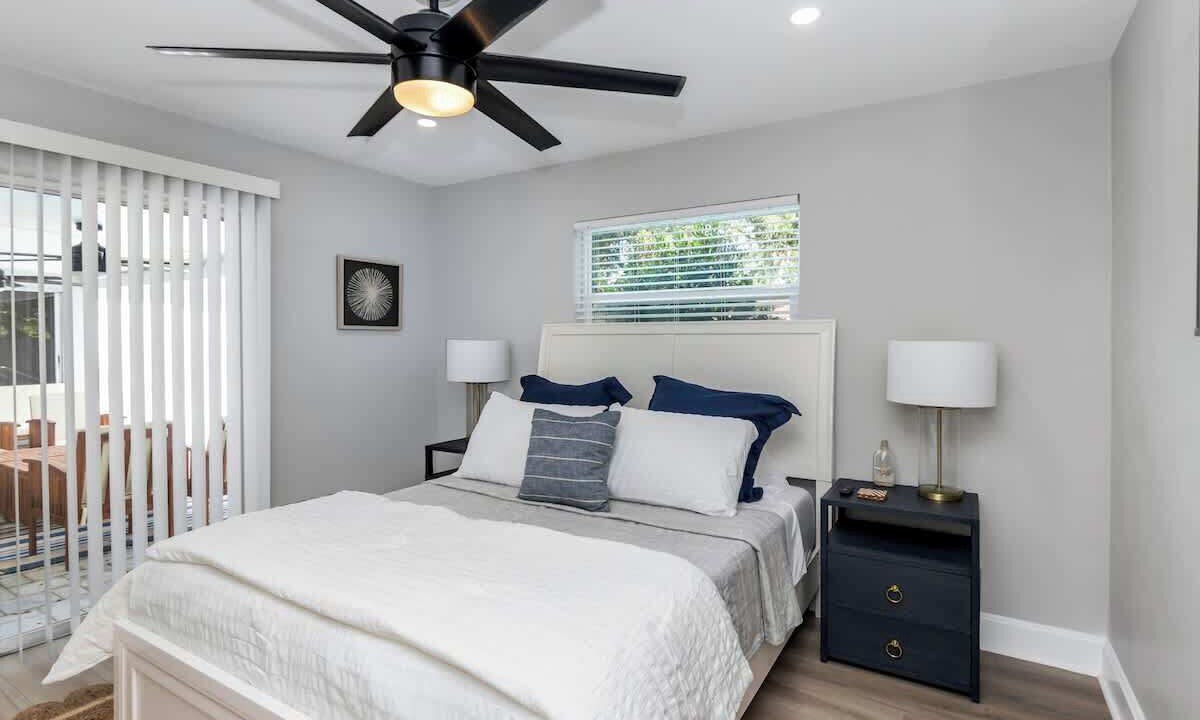 Photo of Bedroom in South Pinellas Community Council