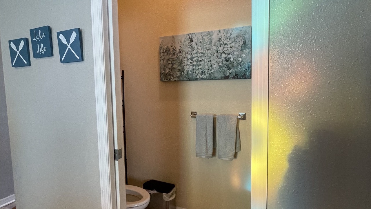 Photo of Bathroom in Tavares