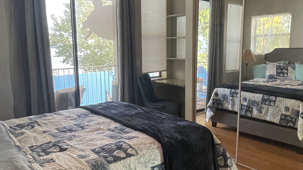 Photo of Bedroom in Tavares