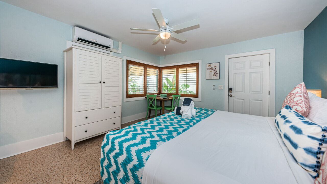 Photo of Bedroom in Sunset Beach