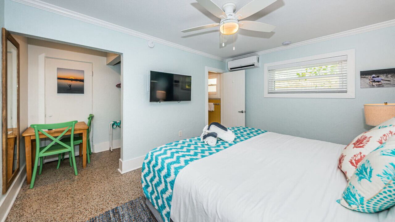 Photo of Bedroom in Sunset Beach