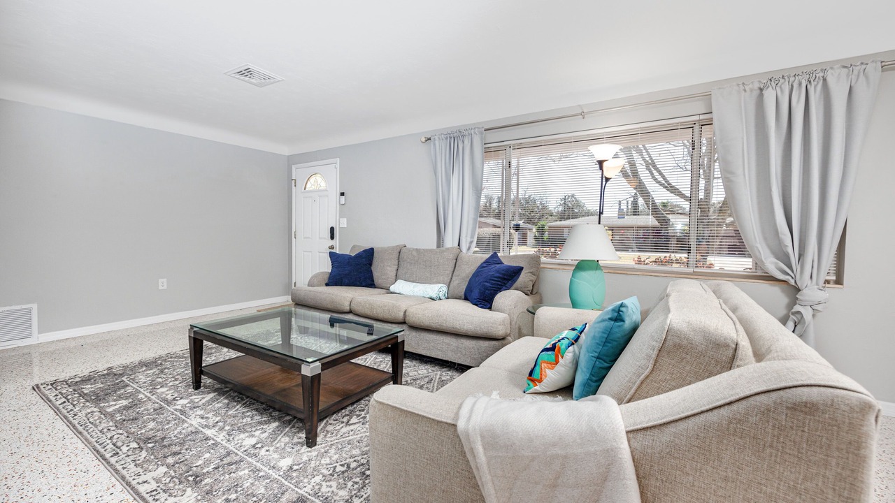 Photo of Livingroom in Disston Heights