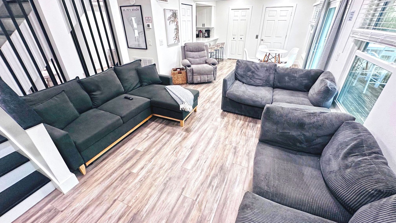 Photo of Livingroom in Pass-a-Grille