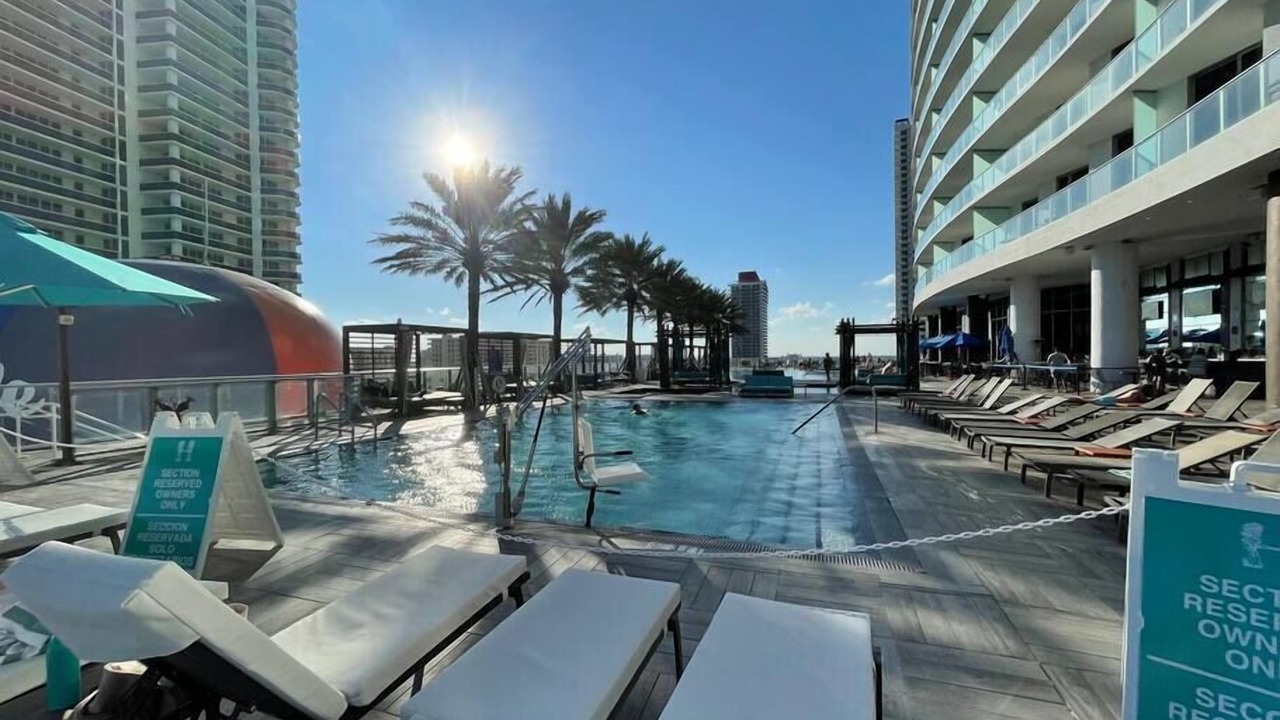 Photo of Outdoor in Hollywood South Central Beach