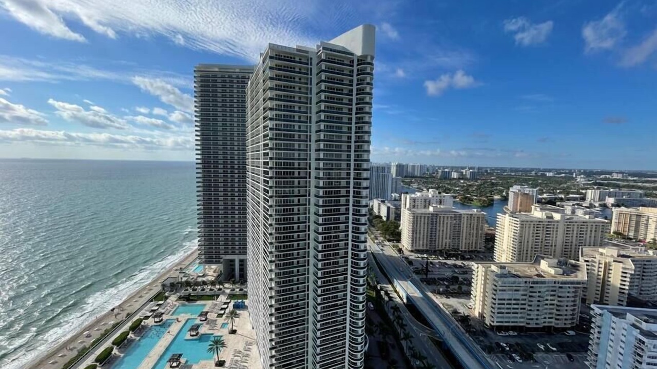 Photo of Patio Balcony in Hollywood South Central Beach