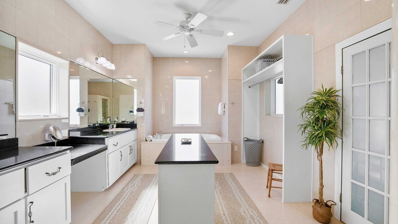 Photo of Bathroom in Crescent Beach