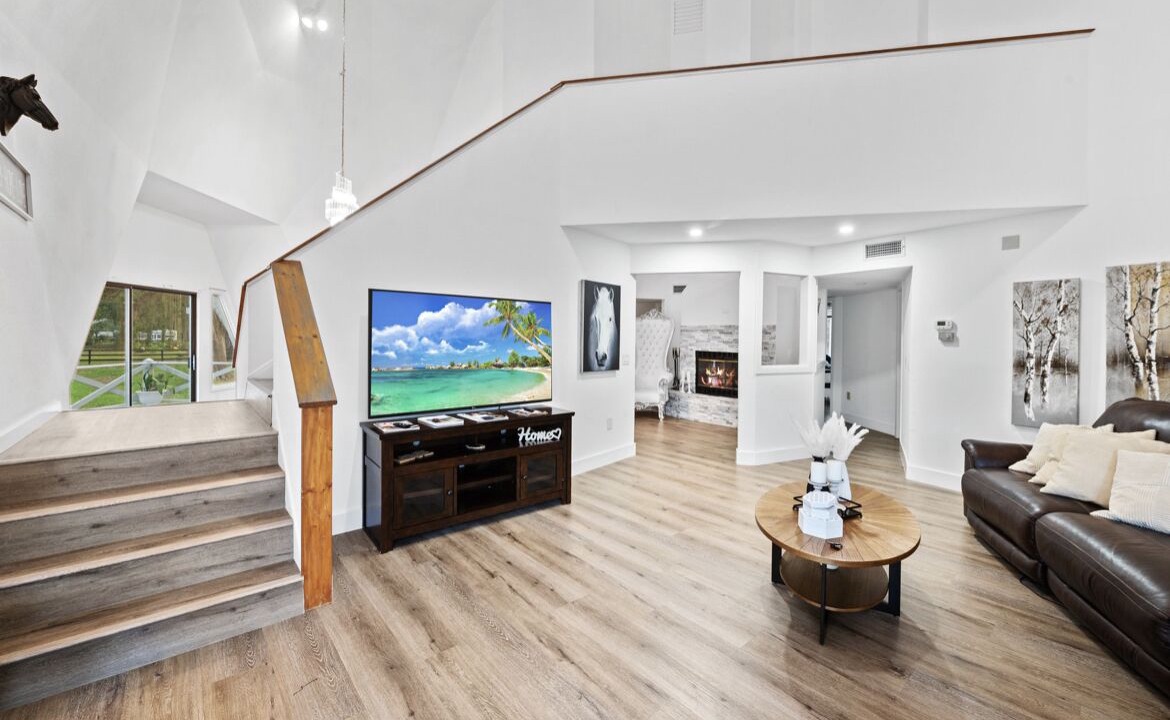 Photo of Livingroom in Fellowship