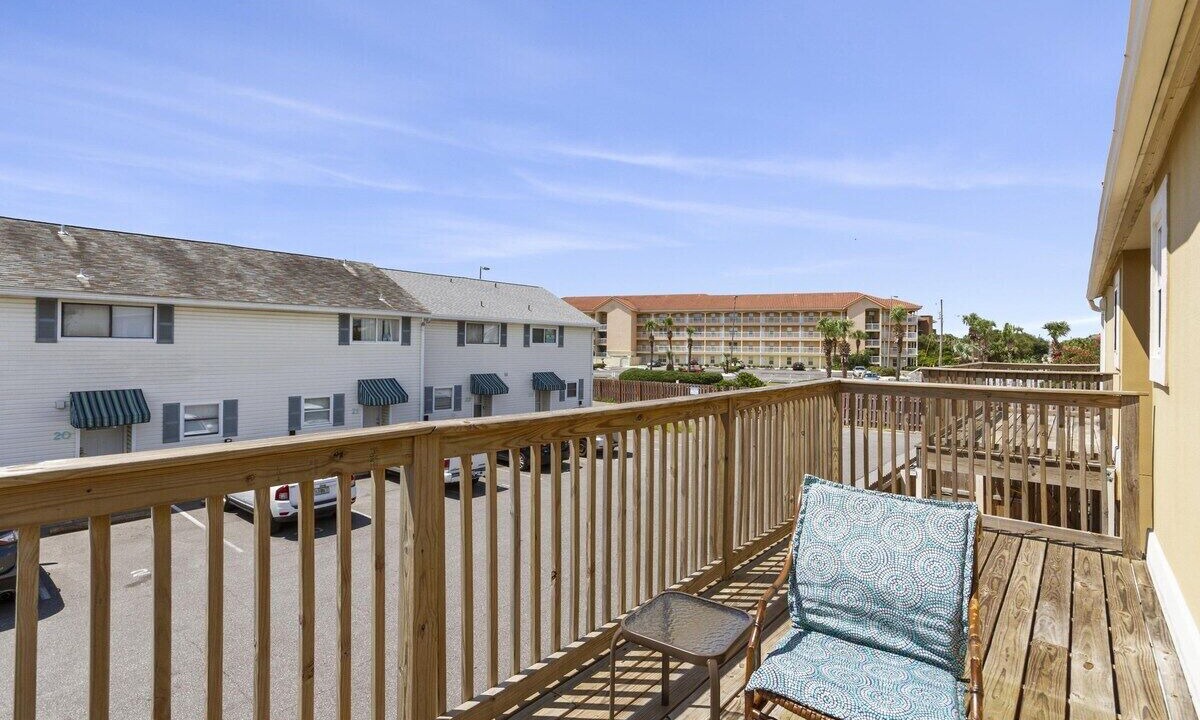 Photo of Outdoor in Emerald Waters Village