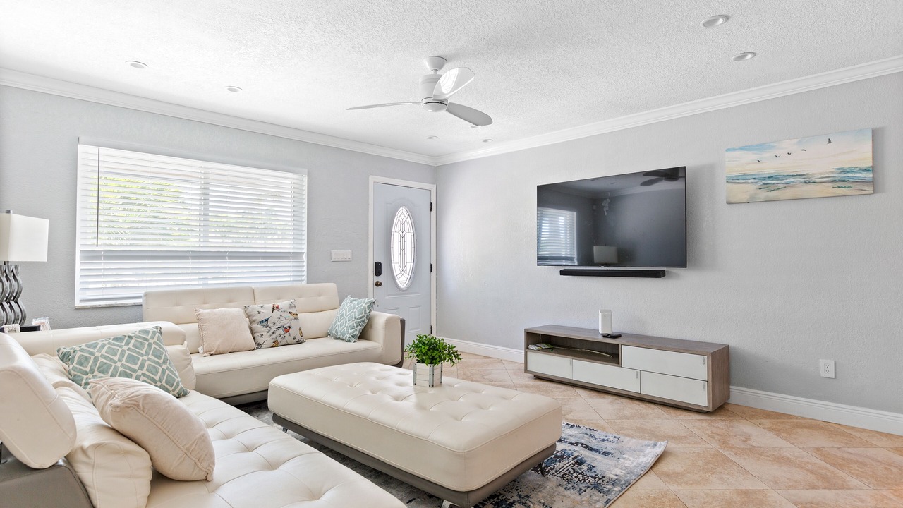 Photo of Livingroom in Florida North Atlantic Coast