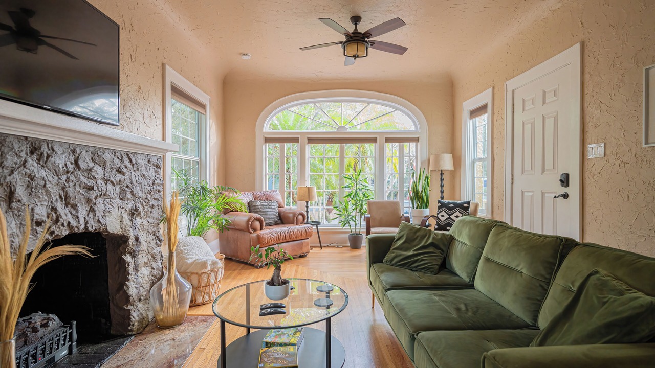 Photo of Livingroom in Lakeland