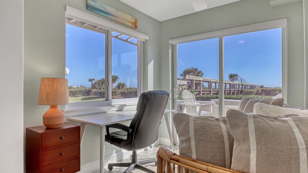 Photo of Livingroom in Port Canaveral