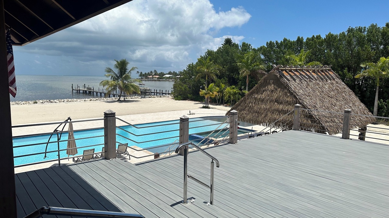 Photo of Outdoor in Tingler Island